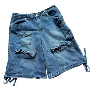 Womens Almost Famous Y2K Bermuda Flare Cargo Jean Shorts - Sz 13